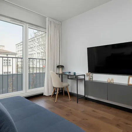 Rodzinny Z Parkingiem W Krakowie By Renters Prestige Appartement