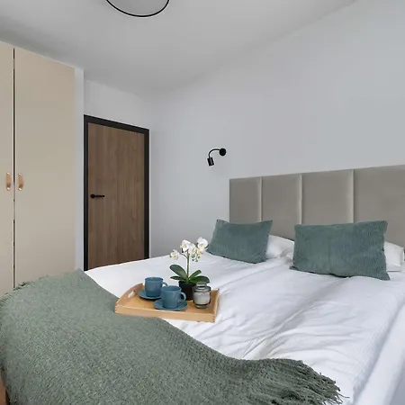 Rodzinny Z Parkingiem W Krakowie By Renters Prestige Appartement *
