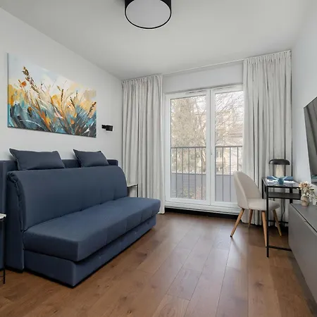 Rodzinny Z Parkingiem W Krakowie By Renters Prestige Appartement
